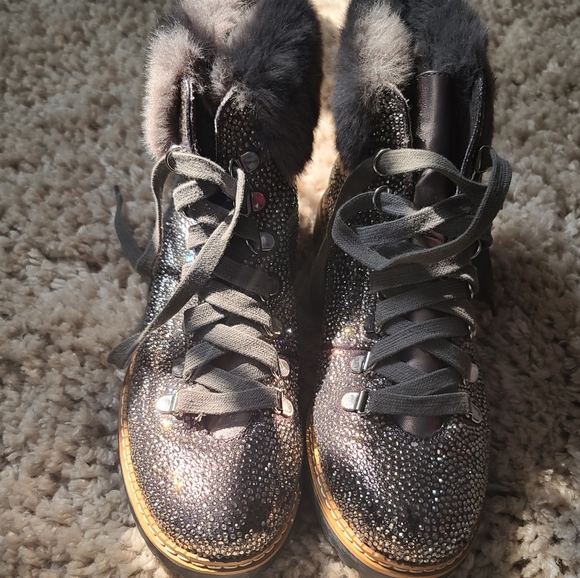 Winter boots - Picture 2 of 2